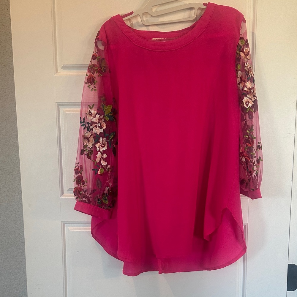 Umgee Fuchsia Floral Embroidered Blouse